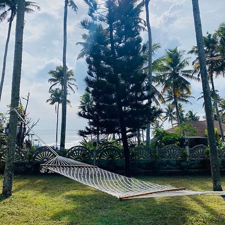 Hellovarkala Beach Resort Exterior photo